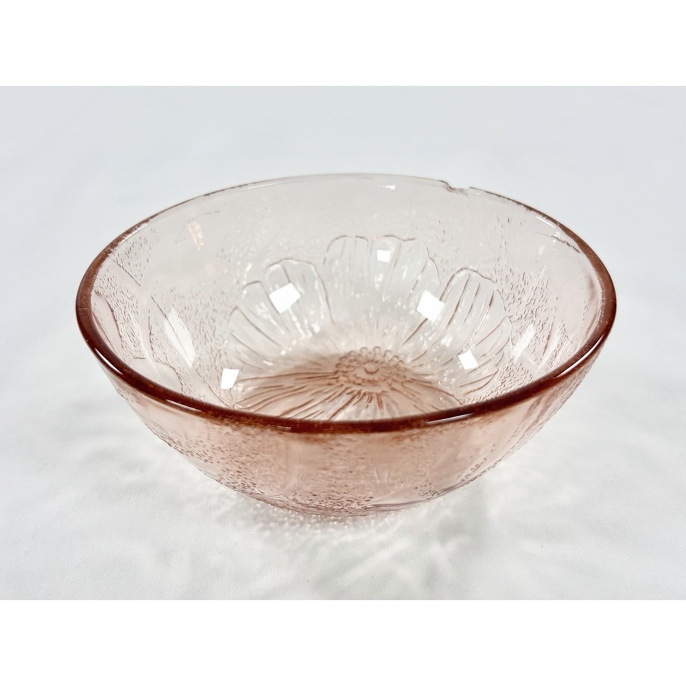 Vintage KIG Indonesia Pink Glass Hibiscus Bowl 5‎ Inch Textured Floral Dish